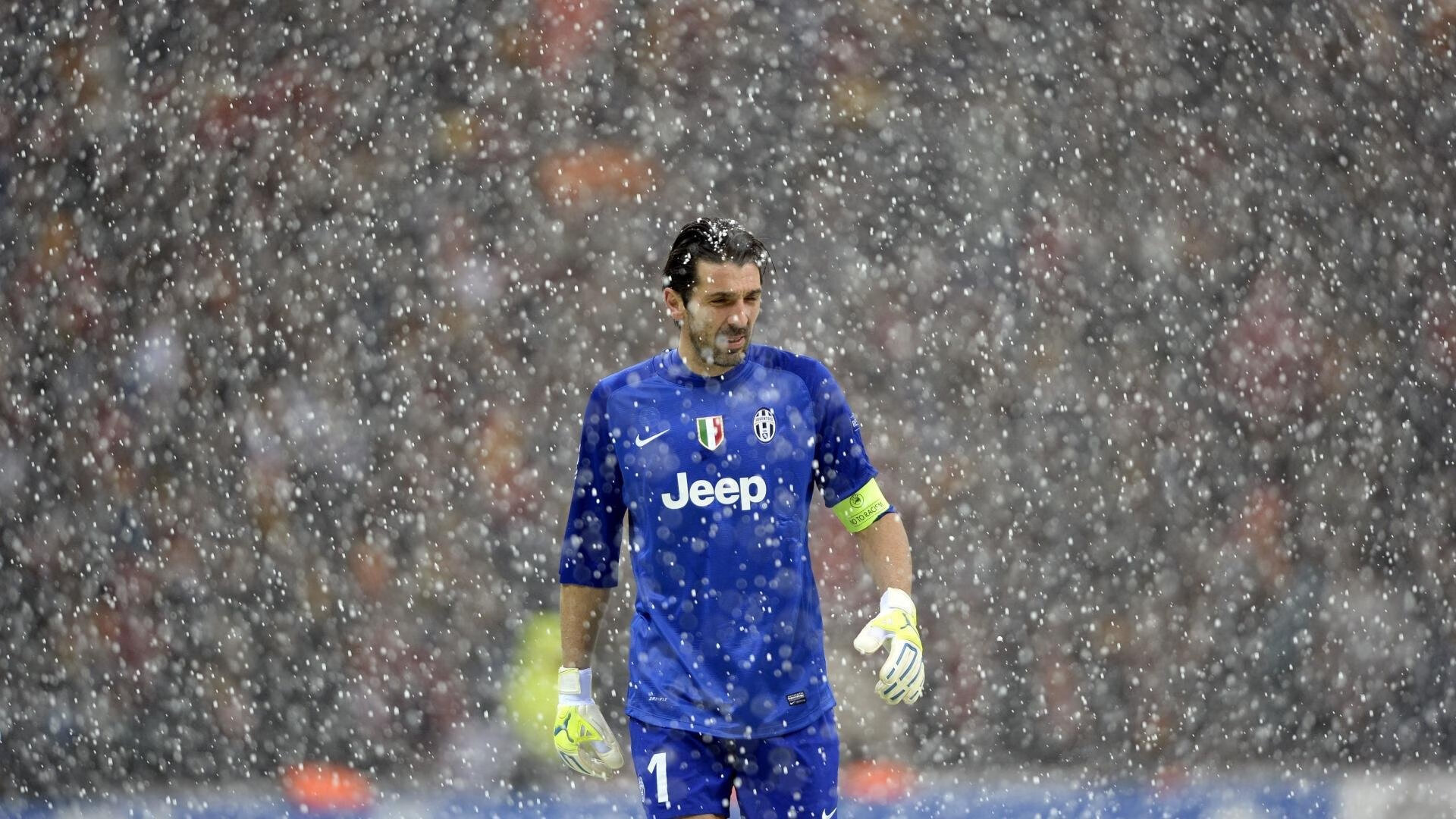 奥运周期关键战，蒂亚戈接管比赛，利物浦逆转曼联的战术革命